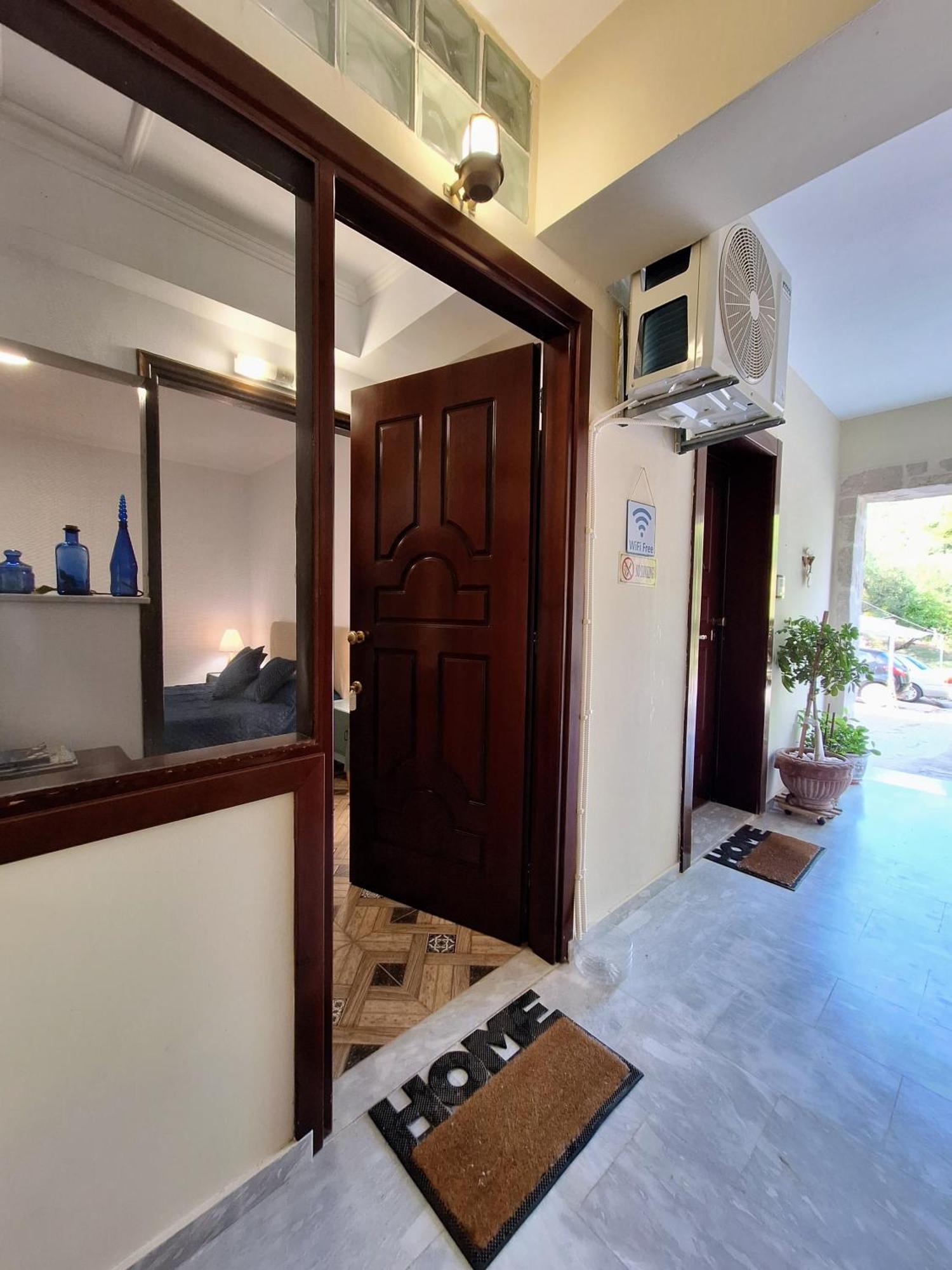Meltemaki Appartement Mouzákion Buitenkant foto